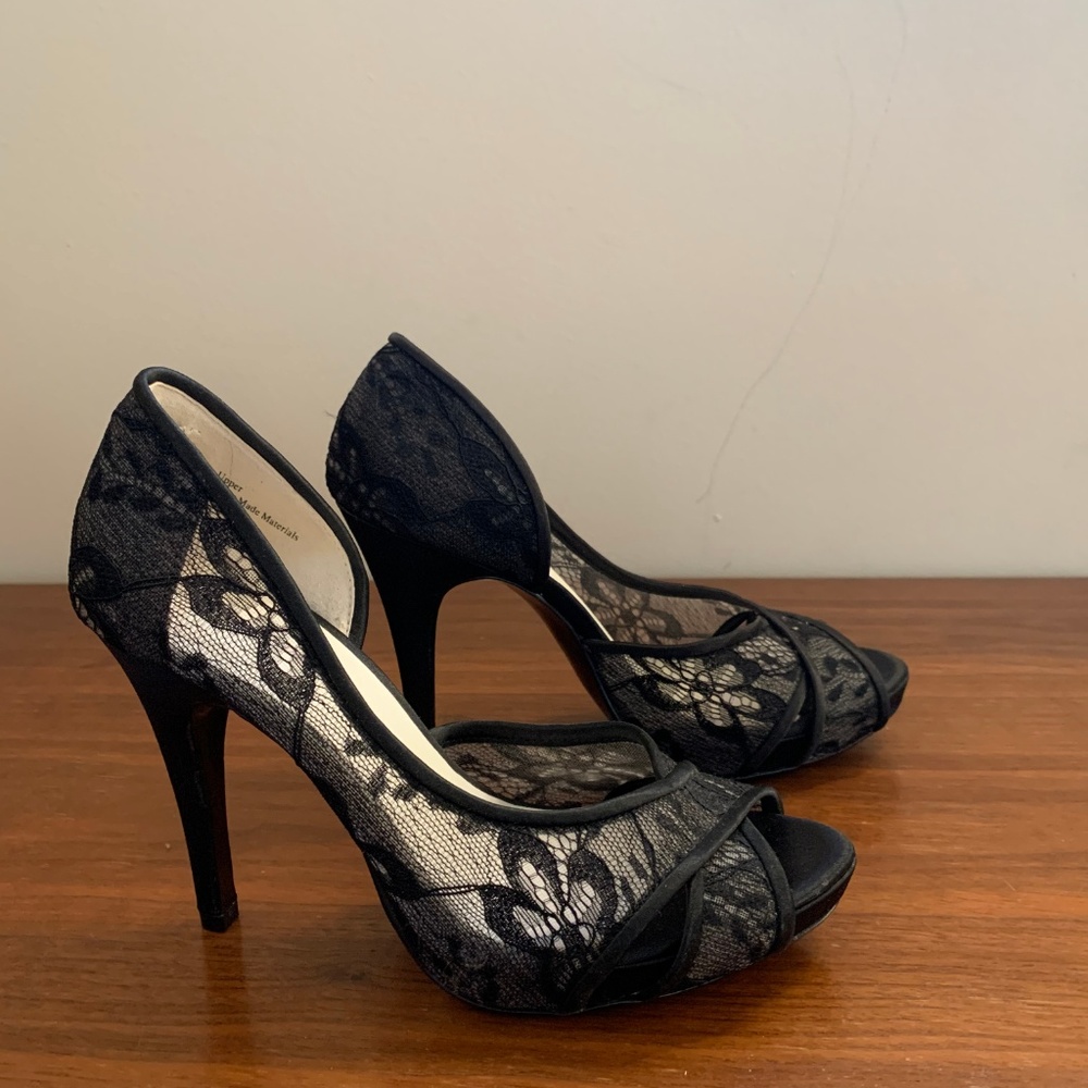 Sexy Lace Black Stiletto Satin Heels size 7